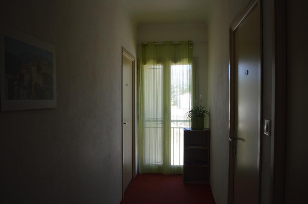 Le Riviera Hotel Alata Esterno foto